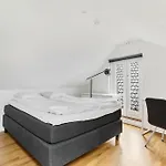 Penthouse In Heart Of - 4br 2 Bath Apartmán *