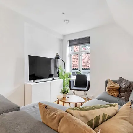 Apartman Penthouse In Heart Of - 4br 2 Bath