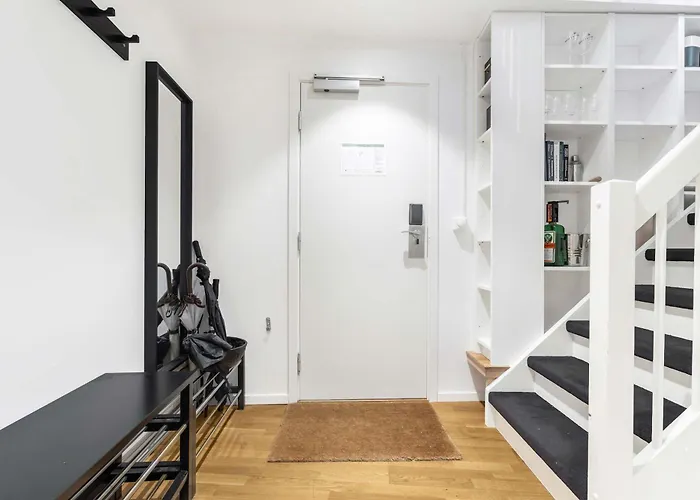 Penthouse In Heart Of - 4br 2 Bath * Bergen