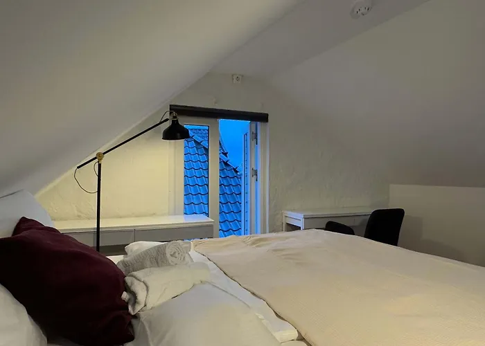 Penthouse In Heart Of - 4br 2 Bath * Bergen